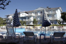Отель Filoxenia Hotel Apartments в городе Теологос, Греция