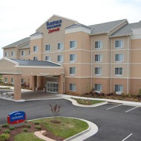 Отель Fairfield Inn & Suites South Hill в городе Саут Хилл, США