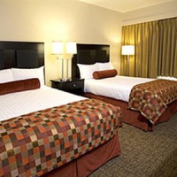 Отель BEST WESTERN PLUS Hotel Tria в городе Сомервилл, США