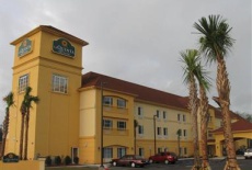 Отель La Quinta Inn & Suites Suites Satsuma в городе Сатсума, США