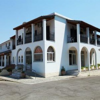 Отель Hotel Yannis в городе Ипсос, Греция
