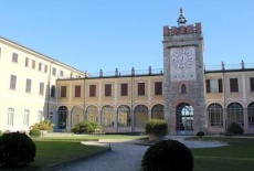 Отель Casa Don Guanella в городе Испра, Италия
