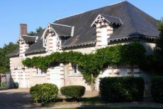 Отель Le Clos Sainte Marie Hotel Mesland в городе Сеильак, Франция
