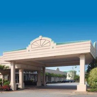 Отель Quality Inn And Suites Conference Center McDonough в городе Мак-Доно, США