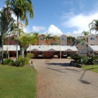 Отель Rainbow Sands Resort в городе Рейнбоу Бич, Австралия