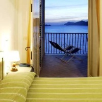 Отель Hotel Le Sirene Praiano в городе Праяно, Италия