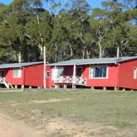 Отель Wombat Hilltop Cottages в городе Илфорд, Австралия