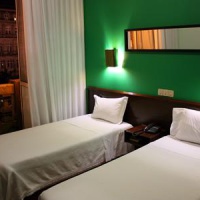 Отель Hotel Residencial Universal в городе Порту, Португалия