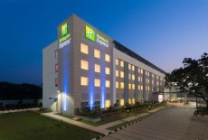 Отель Holiday Inn Express Chennai Mahindra World City в городе Singaperumalkoil, Индия