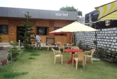 Отель VResorts Etranger Resort в городе Khuldabad, Индия