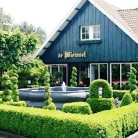 Отель Hotel De Wiemsel в городе Отмарсюм, Нидерланды