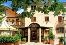 Отель Hotel degli Olmi в городе Виллетта-Барреа, Италия