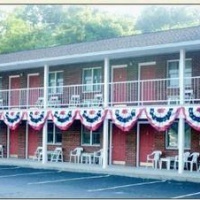 Отель Creekwood Motel в городе Уэйнсвилл, США