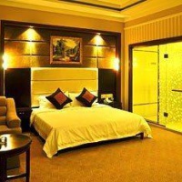 Отель Gloria Plaza Hotel Wuzhou в городе Учжоу, Китай