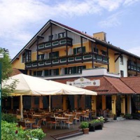 Отель Hotel Schmelmer Hof в городе Бад-Айблинг, Германия