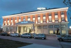 Отель Husa Via Madrid в городе Боадилья-дель-Монте, Испания