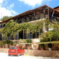 Отель Pansion Limni в городе Лимни Кериу, Греция