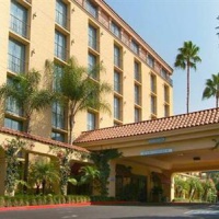 Отель Embassy Suites Hotel Arcadia - Pasadena Area в городе Эль Монте, США