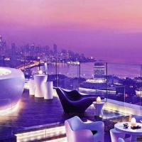 Отель Four Seasons Hotel Mumbai в городе Мумбаи, Индия