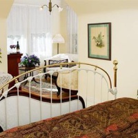 Отель Vintage Towers Bed and Breakfast Inn в городе Кловердейл, США