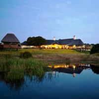 Отель Hlosi Game Lodge Amakhala Game Reserve в городе Патерсон, Южная Африка