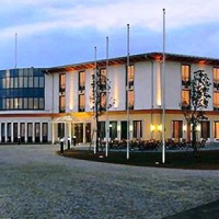 Отель Hotel Golfresort Waidhofen в городе Рабс-ан-дер-Тайя, Австрия