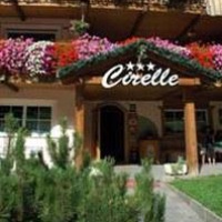 Отель Garni Cirelle в городе Канацеи, Италия