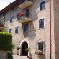 Отель Il Portale Apartments Coredo в городе Коредо, Италия