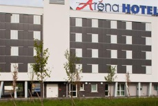 Отель Hotel Arena Grenoble в городе Сент-Эгрев, Франция