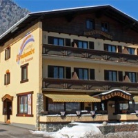 Отель Gasthof Hirschenwirt St Johann im Pongau в городе Санкт-Йохан-Понгау, Австрия