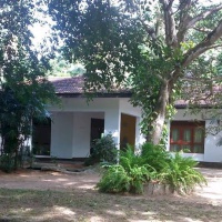 Отель The Saffron Country House Katunayake в городе Катунаяке, Шри-Ланка