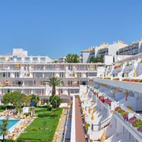 Отель Oura-View Beach Club в городе Албуфейра, Португалия