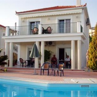 Отель Garbis Villas в городе Vlachata, Греция