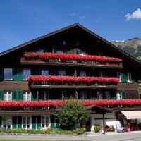 Отель Hotel Garni Alpenruh в городе Ленк, Швейцария