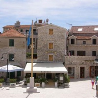 Отель Pansion Kamenar в городе Примоштен, Хорватия