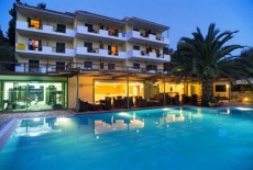 Отель Cleopatra Beach Hotel в городе Geni, Греция