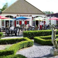 Отель Vakantiepark de Bronzen Eik в городе Селлинген, Нидерланды