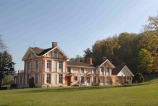 Отель Domaine du Chalet в городе Chigny-les-Roses, Франция