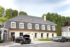 Отель Hostellerie In den Bonten Os в городе Рименам, Бельгия