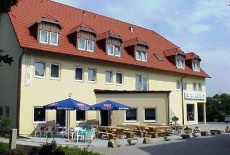 Отель Hotel & Restaurant Zum Hirsch в городе Грабфельд, Германия