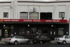 Отель Dodds Hotel в городе Кума, Австралия