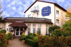 Отель Hotel Holder в городе Эттлинген, Германия