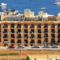 Отель Luna Holiday Complex в городе Меллиеха, Мальта