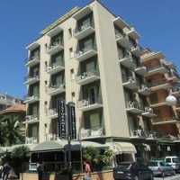 Отель Hotel Continental Pietra Ligure в городе Пьетра-Лигуре, Италия