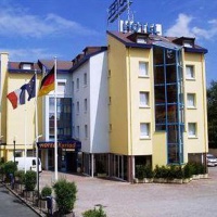 Отель Kyriad Montbeliard Sochaux Hotel в городе Монбельяр, Франция