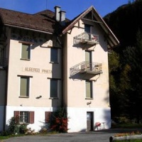 Отель Albergo Ristorante Pineta в городе Лавиццара, Швейцария