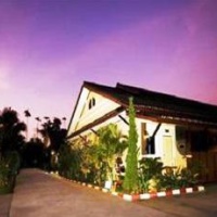 Отель Baansuan Rimnum Resort в городе Сураттани, Таиланд