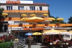 Отель Adrenalin Backpackers Hostel в городе Браунвальд, Швейцария
