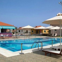 Отель Stomio Apartments в городе Кипарисия, Греция
