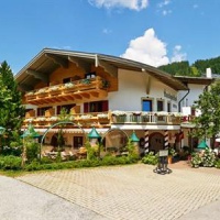Отель Hotel Weinpress в городе Фильцмос, Австрия
